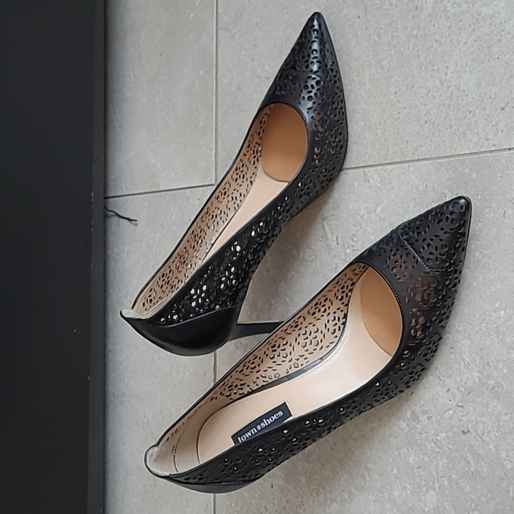 Black Laser Cut Leather Pumps